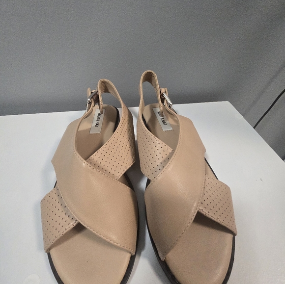 Matt and nat sandals - Picture 2 of 5